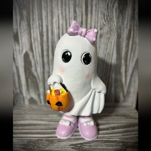 14" Viral Polkadot Bow Ghost Girl Purple